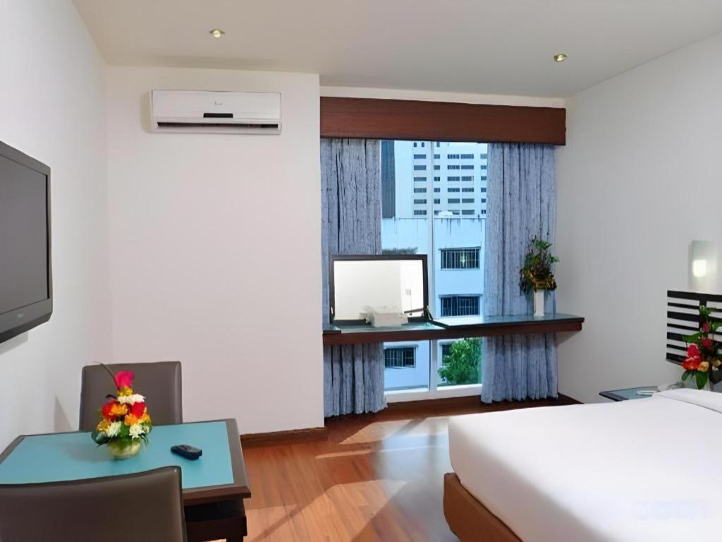 The Color Hotel Hat Yai Exteriör bild